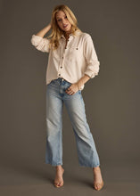 Load image into Gallery viewer, Easy Does It Super Soft Button Up