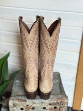 Load image into Gallery viewer, Cori Boots