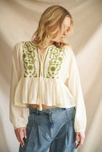 Load image into Gallery viewer, Silver Spurs - Top