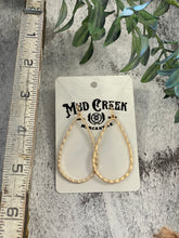 Load image into Gallery viewer, Keep It Simple Sweetie Earrings