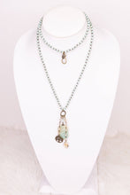 Load image into Gallery viewer, Lily Necklace in Mint