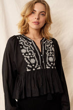 Load image into Gallery viewer, Silver Spurs - Top