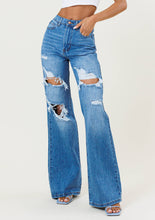 Load image into Gallery viewer, Euphoria Wide Jeans
