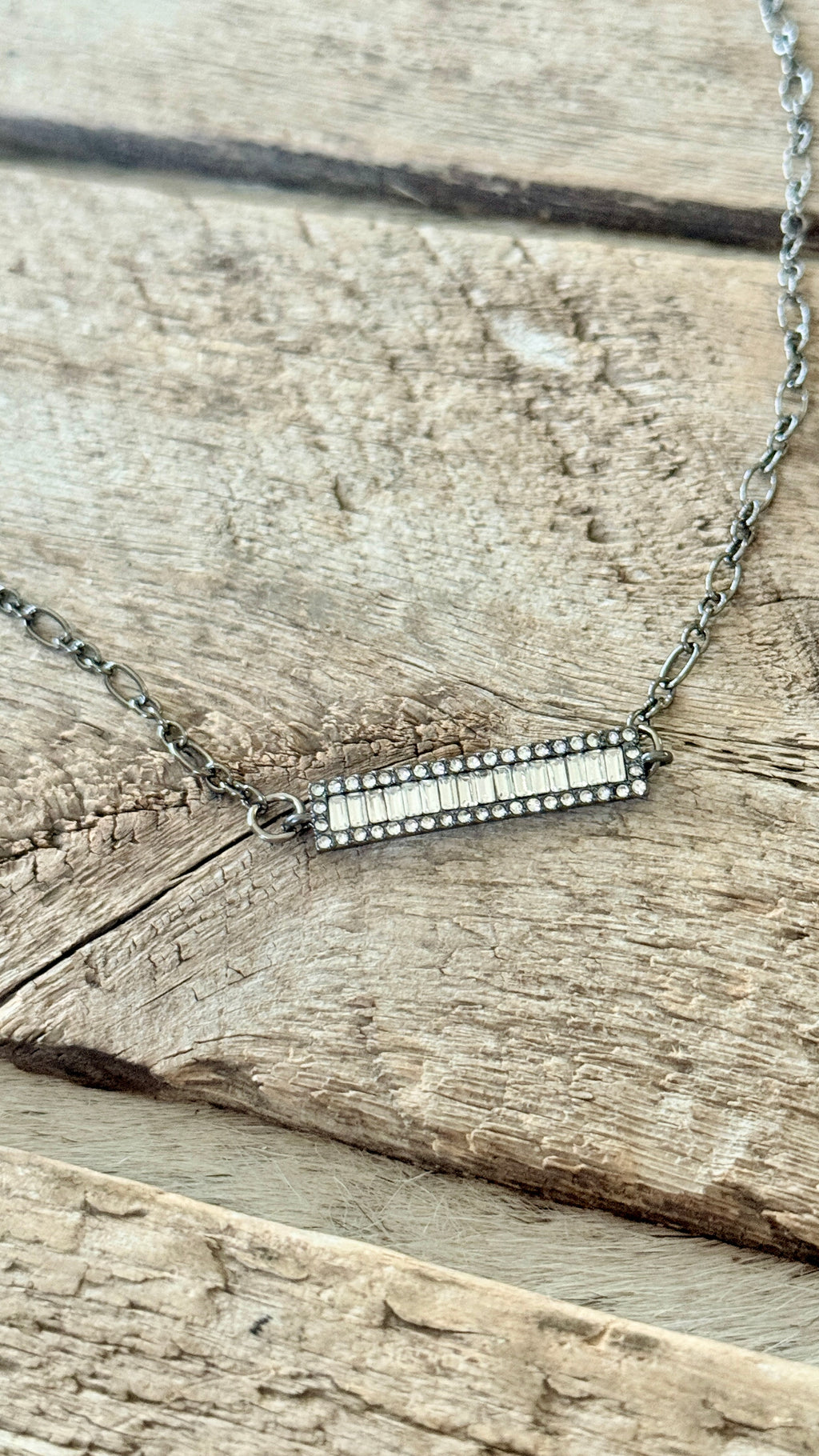 Raye Necklace