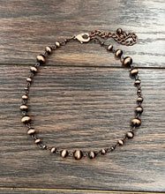 Load image into Gallery viewer, Prairie Pearls Navajo Bead Necklace
