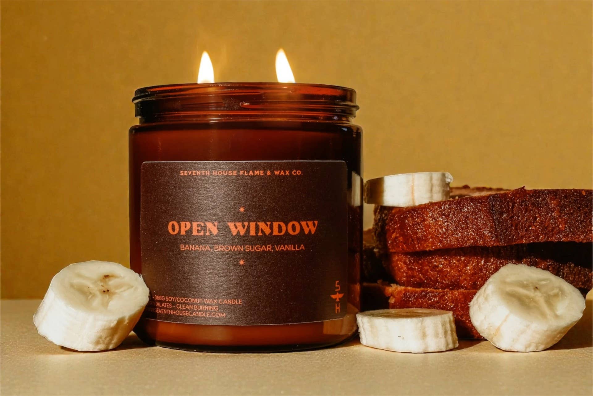 OPEN WINDOW - Banana Nut Bread Candle