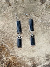 Load image into Gallery viewer, Enthroned Earrings
