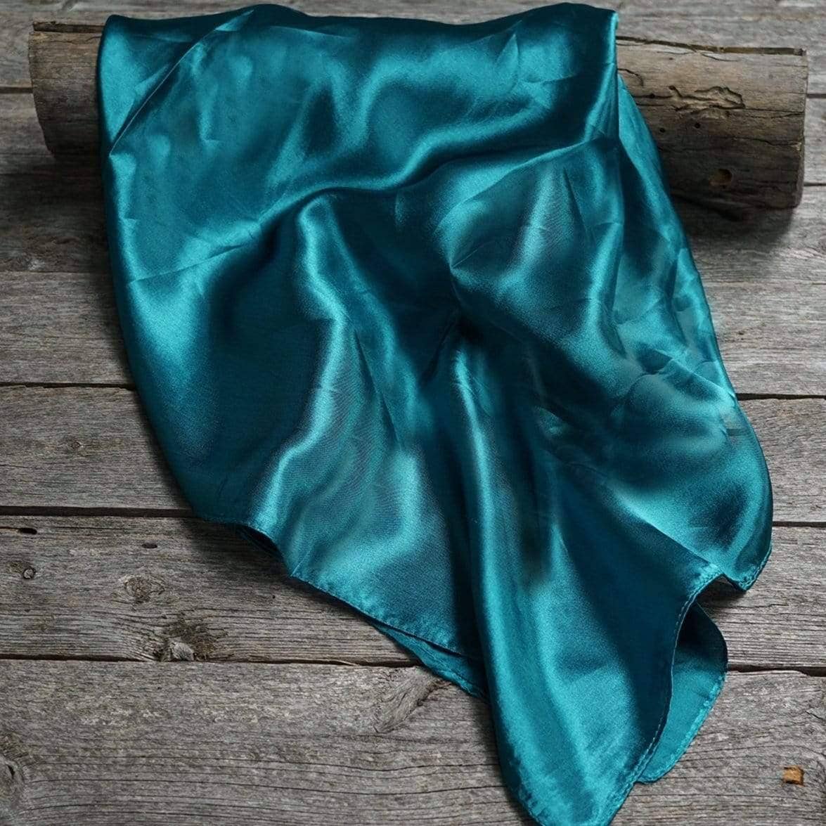 35X35" Solid Teal  Wild Rag