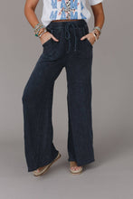 Load image into Gallery viewer, Relaxing Robin Wide Leg Pant - New Navy
