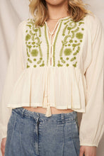 Load image into Gallery viewer, Silver Spurs - Top
