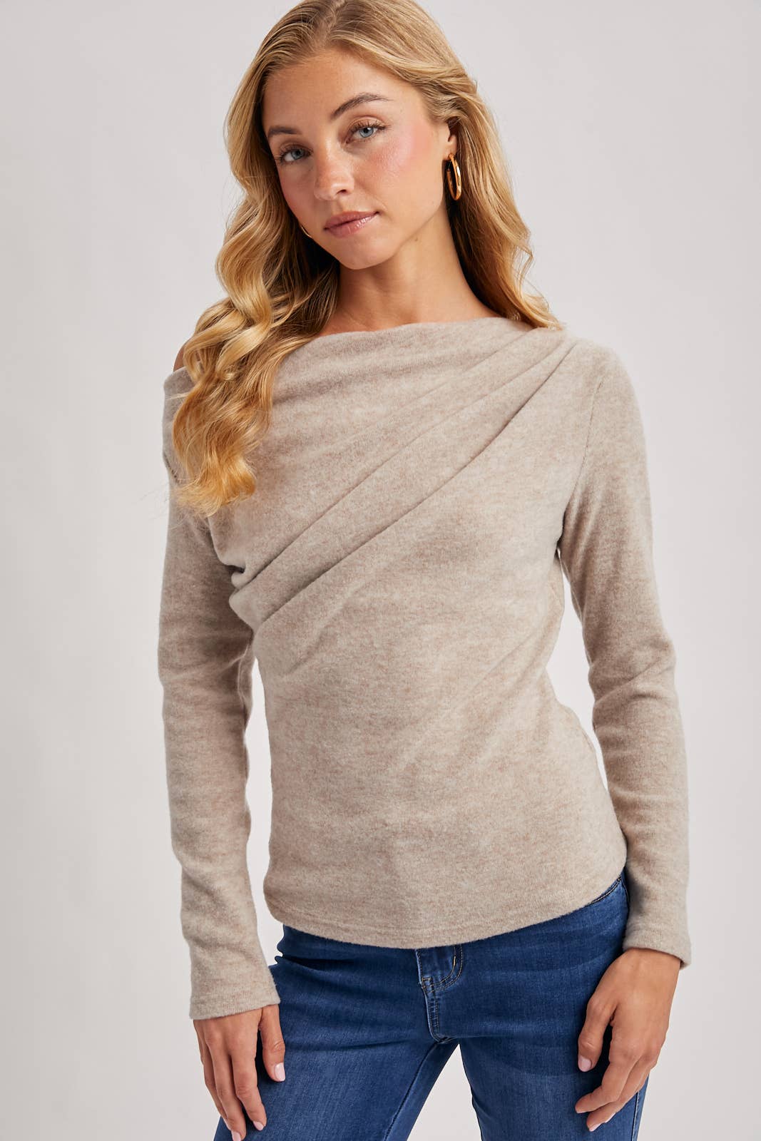 The Quiet Horizon - Off the Shoulder Top