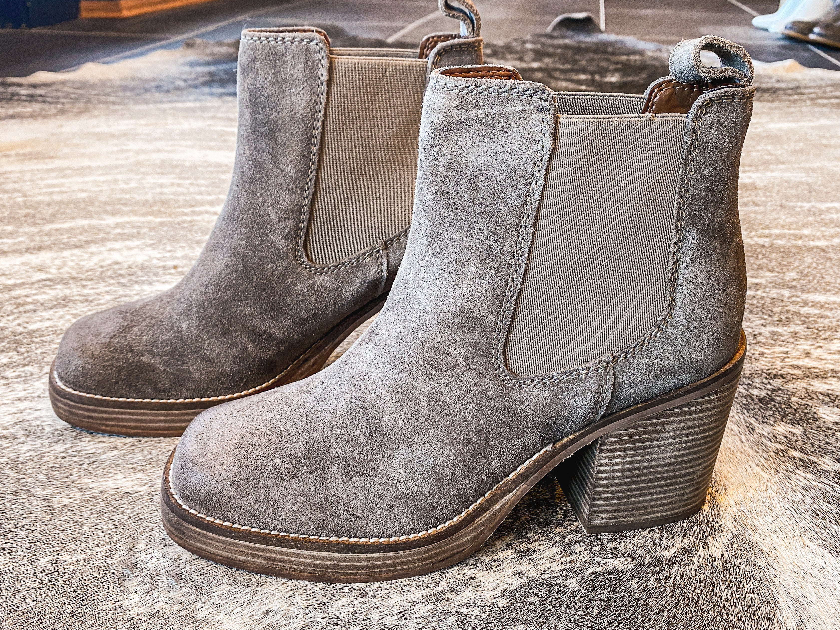 Gracie - Grey Suede Boot