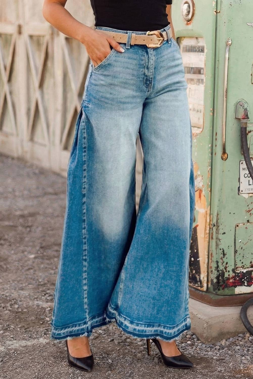 So So Good-Seam Gathering Flare Leg Jeans