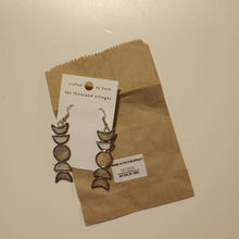 Load image into Gallery viewer, Moon Phases Capiz Earrings
