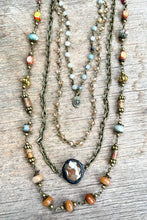 Load image into Gallery viewer, Justina Necklace

