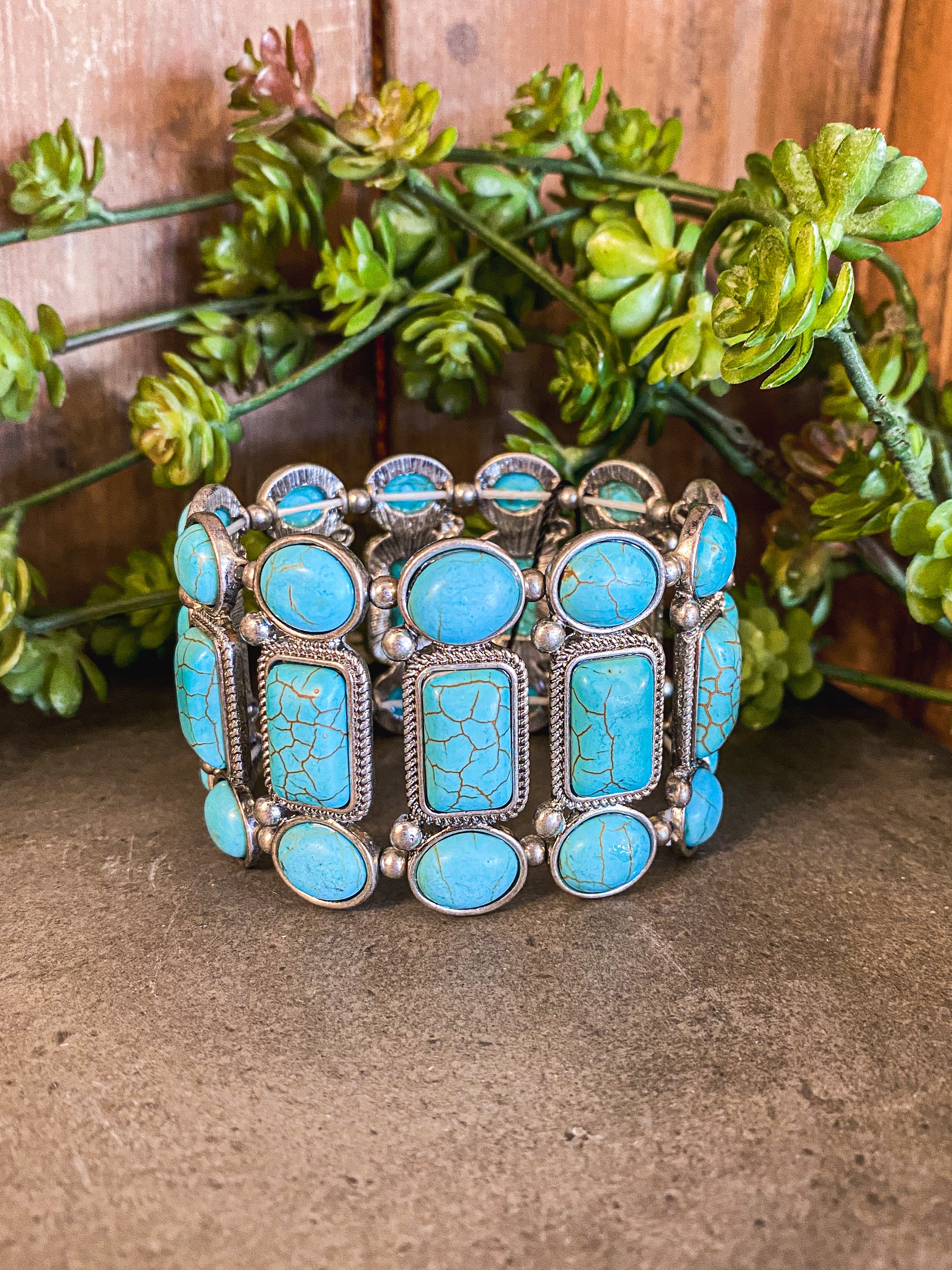 Get in the Ring - Bracelet