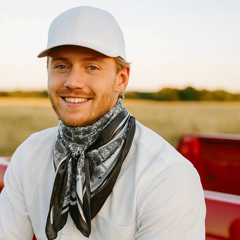 Black and White Paisley Wild Rag / Scarf WR3408X