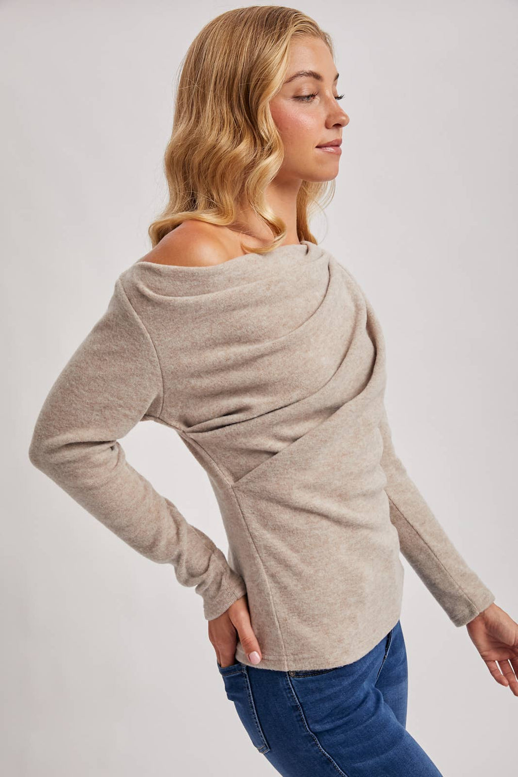 The Quiet Horizon - Off the Shoulder Top