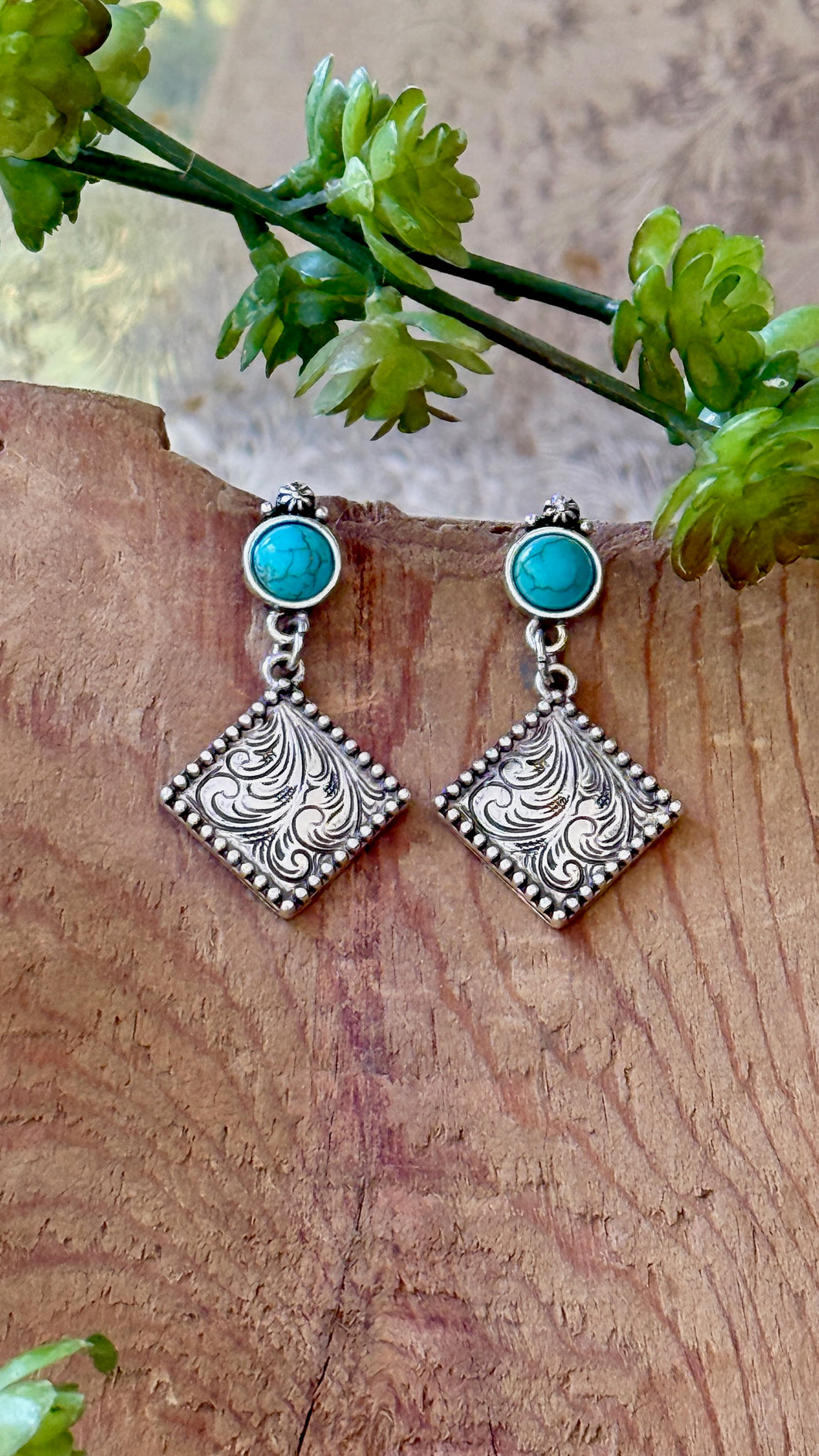 Scrolls and Swirls earrings