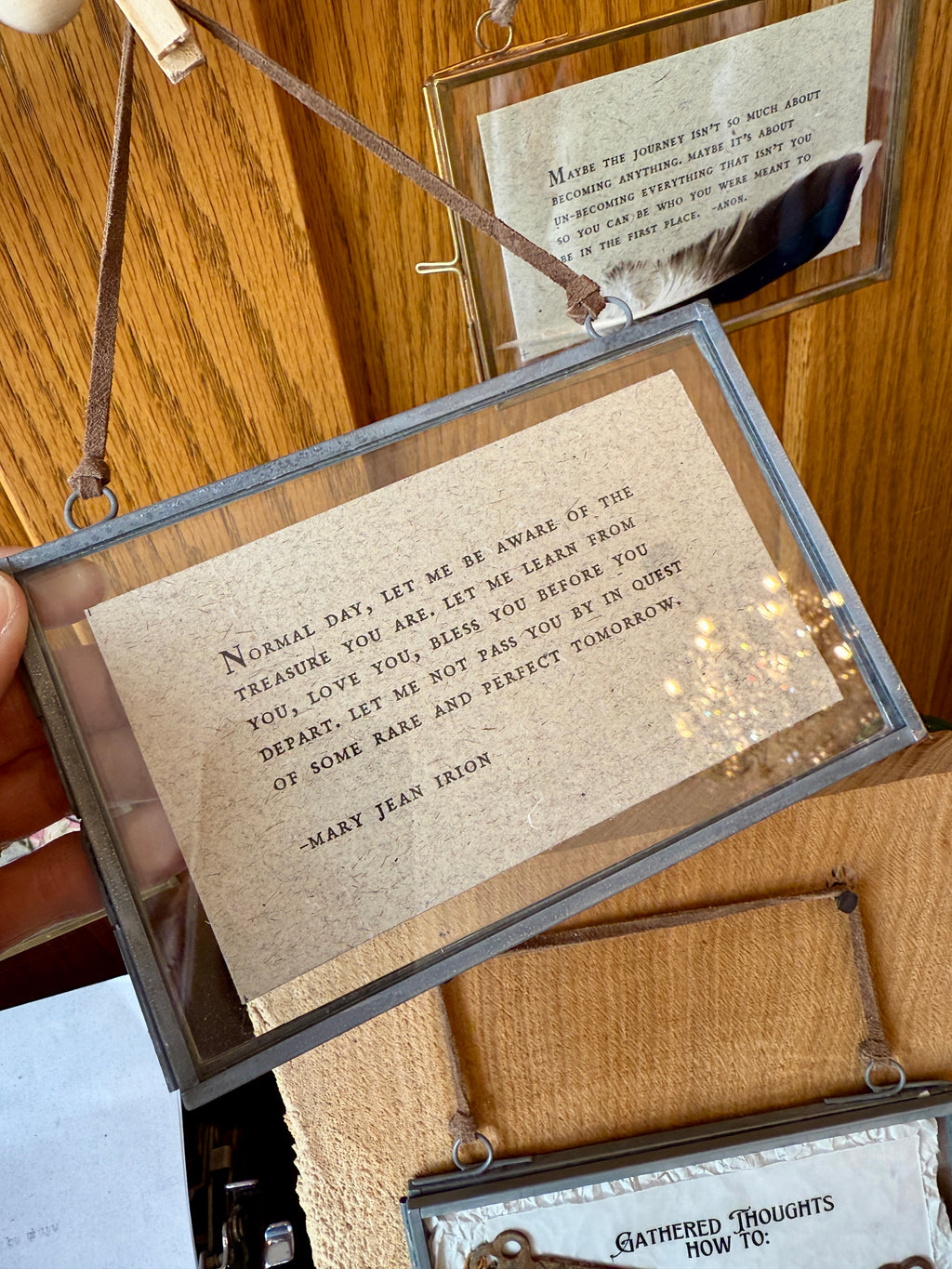 Gathered Thoughts 6x4 Horizontal Hanging Frame