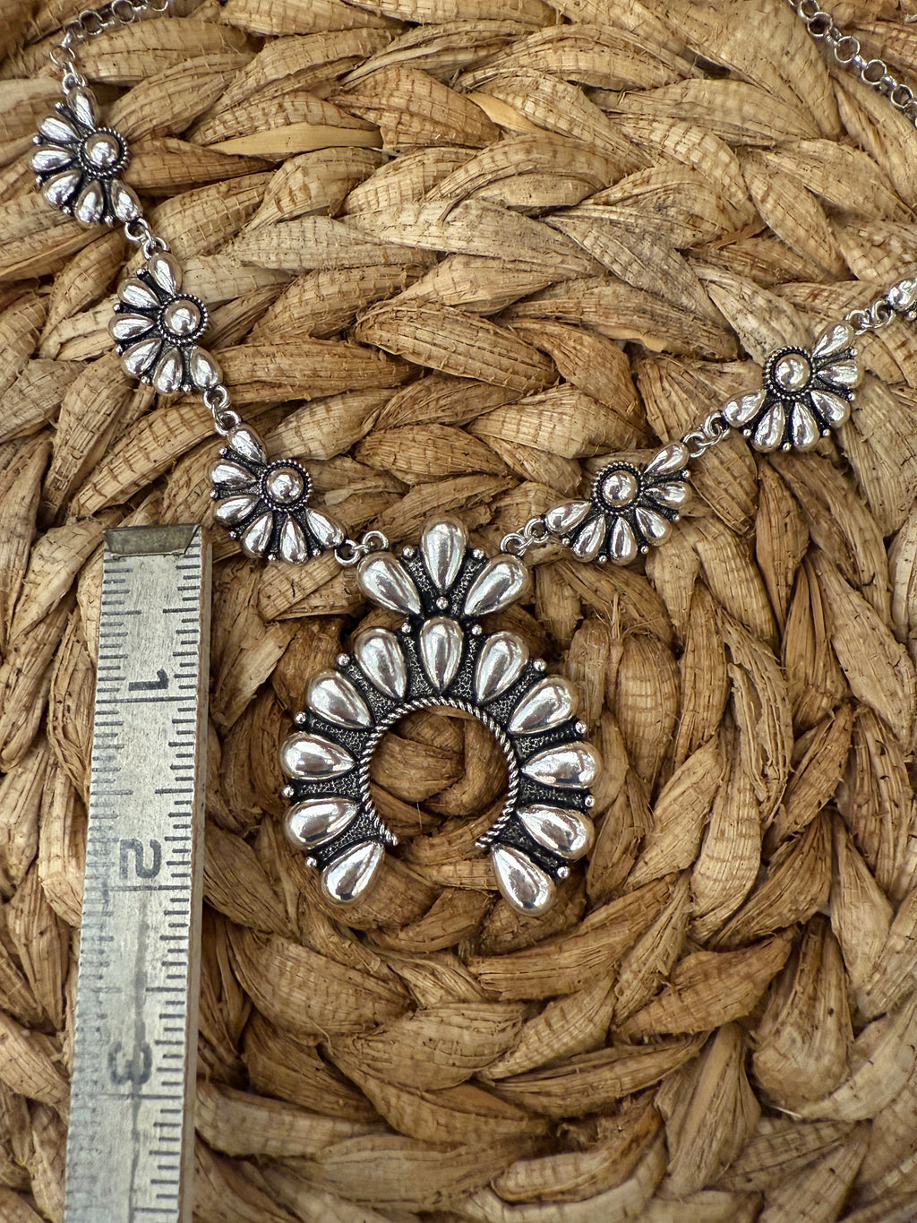 Walk On Silver Squash Necklace