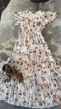 Load image into Gallery viewer, Half a Song Maxi Dress
