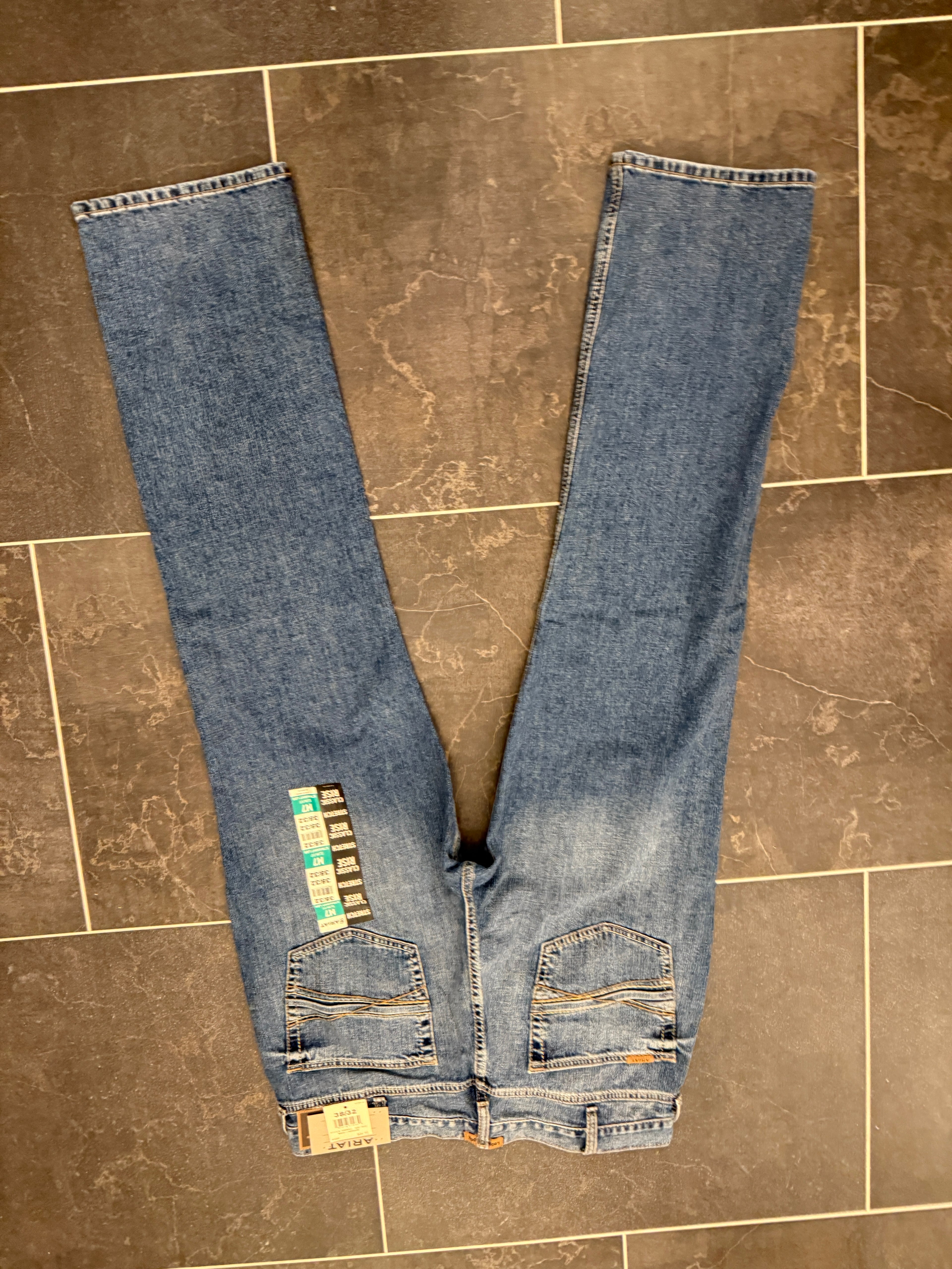 Ariat Men’s M7 Rebel Livermore Classic Rise Straight Leg Jeans