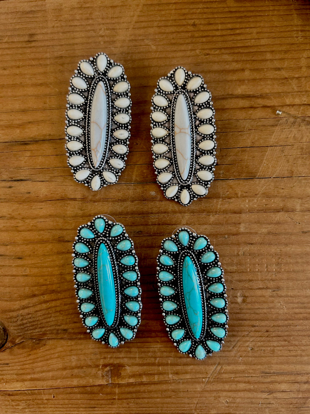 Turquoise Troubadour - Earrings