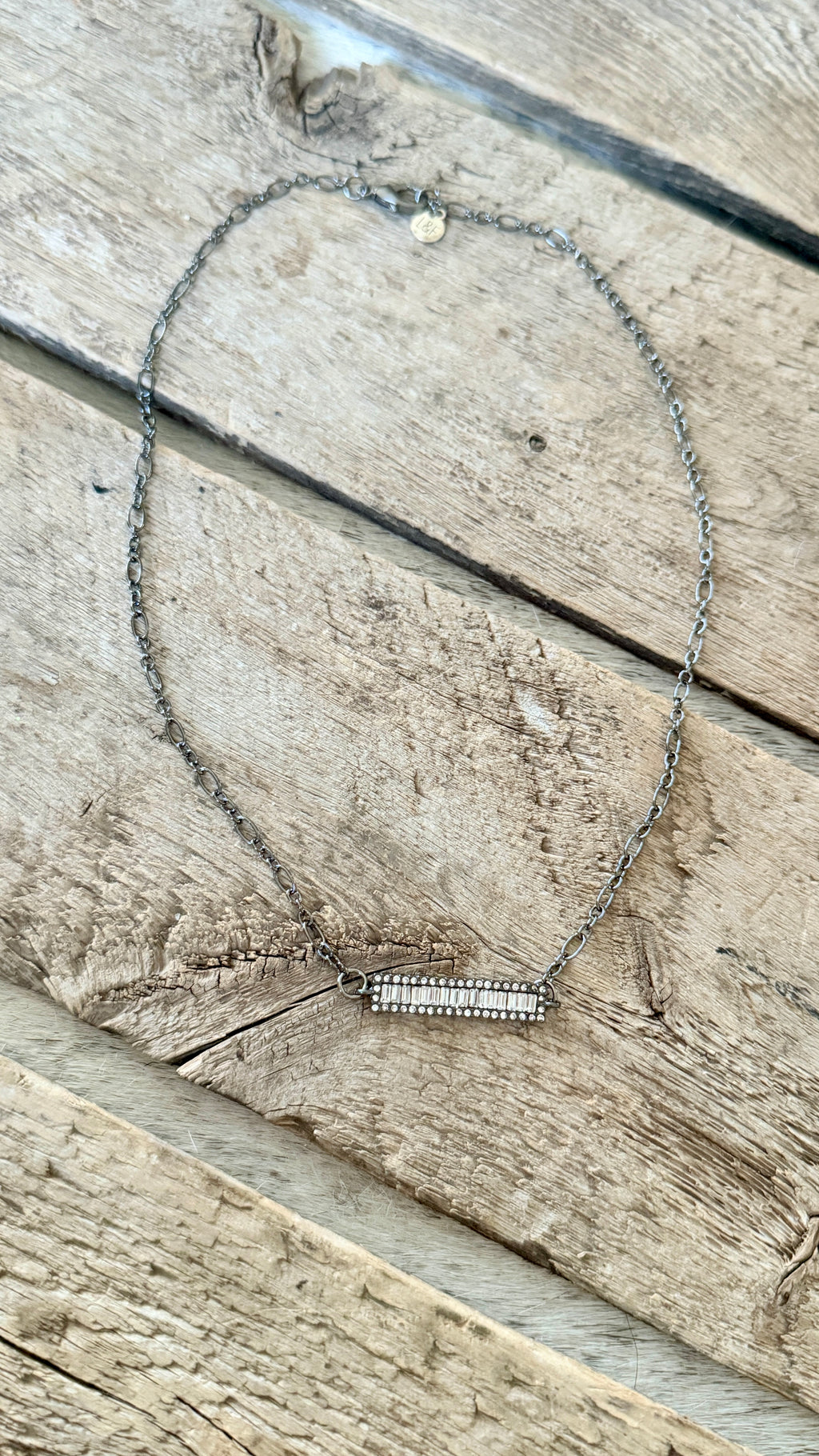 Raye Necklace
