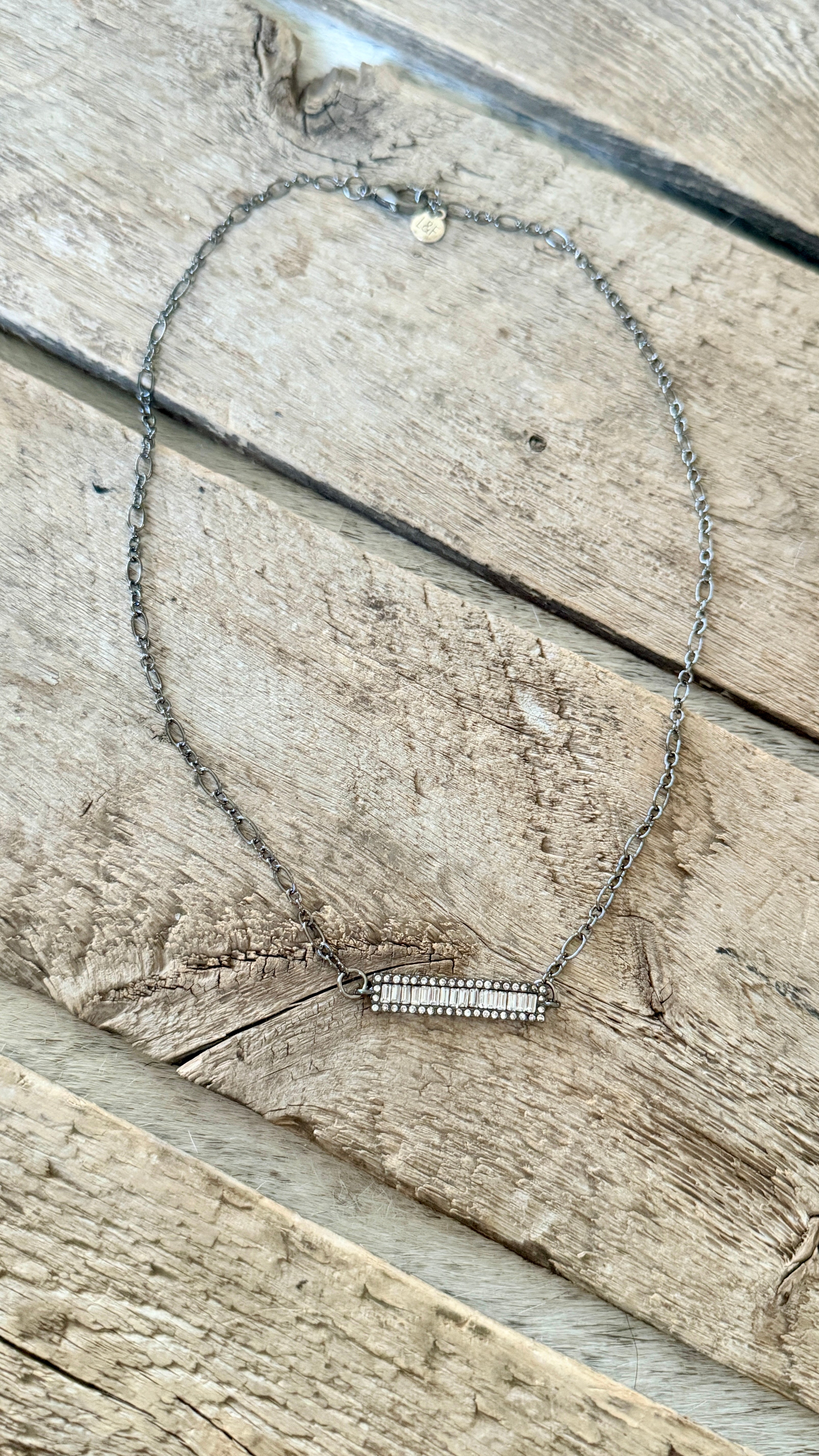 Raye Necklace
