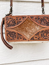 Load image into Gallery viewer, Ella Crossbody Clutch
