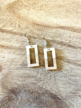 Load image into Gallery viewer, Sweet Grace Earrings
