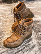 Load image into Gallery viewer, Brooke Hiking Boot
