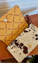 Load image into Gallery viewer, Georgia Mae - Purse
