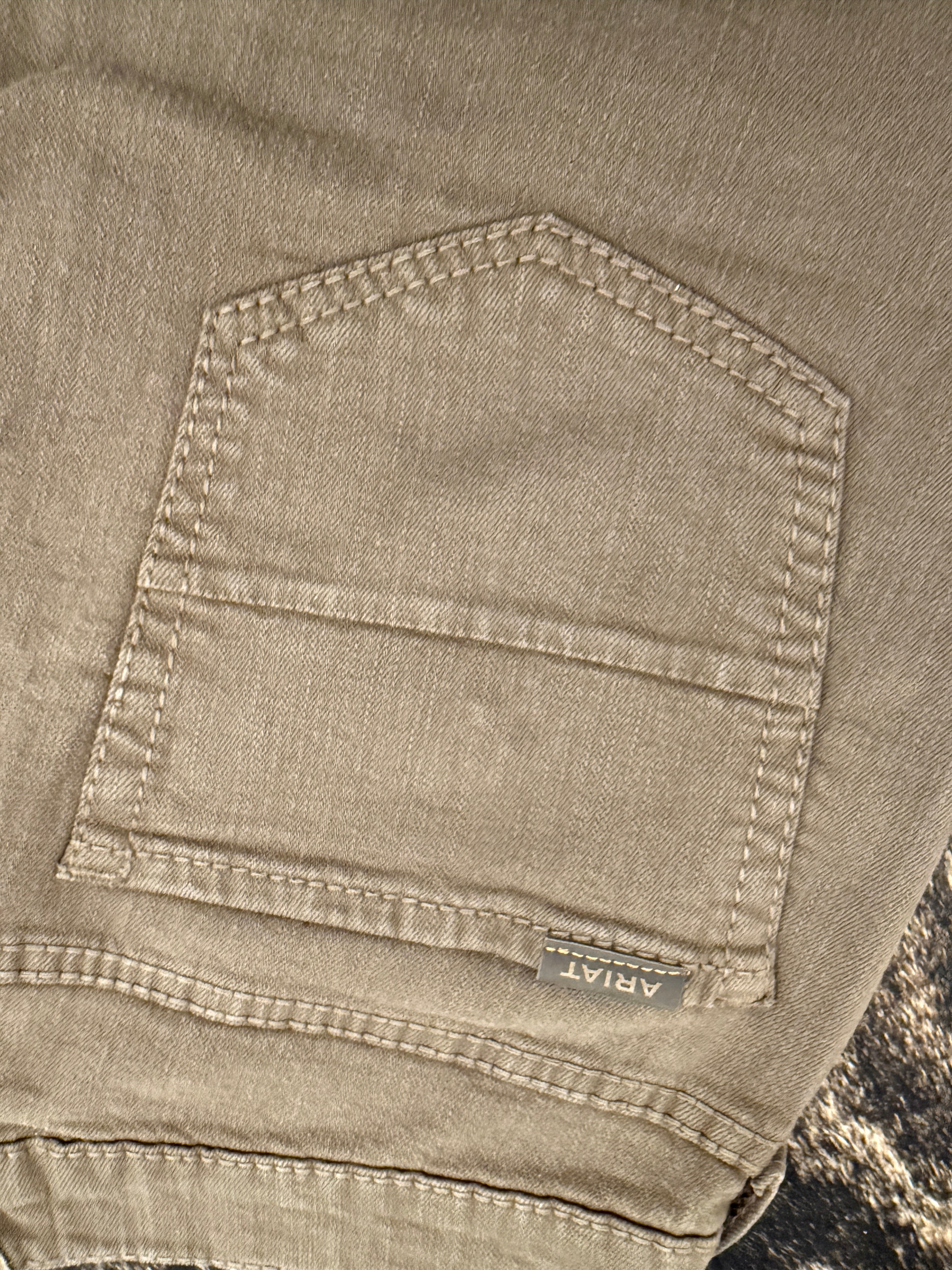 Ariat Men’s M7 Grizzly Straight Leg Jeans