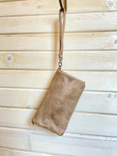 Load image into Gallery viewer, Cadence Clutch/Wallet/Crossbody Bag
