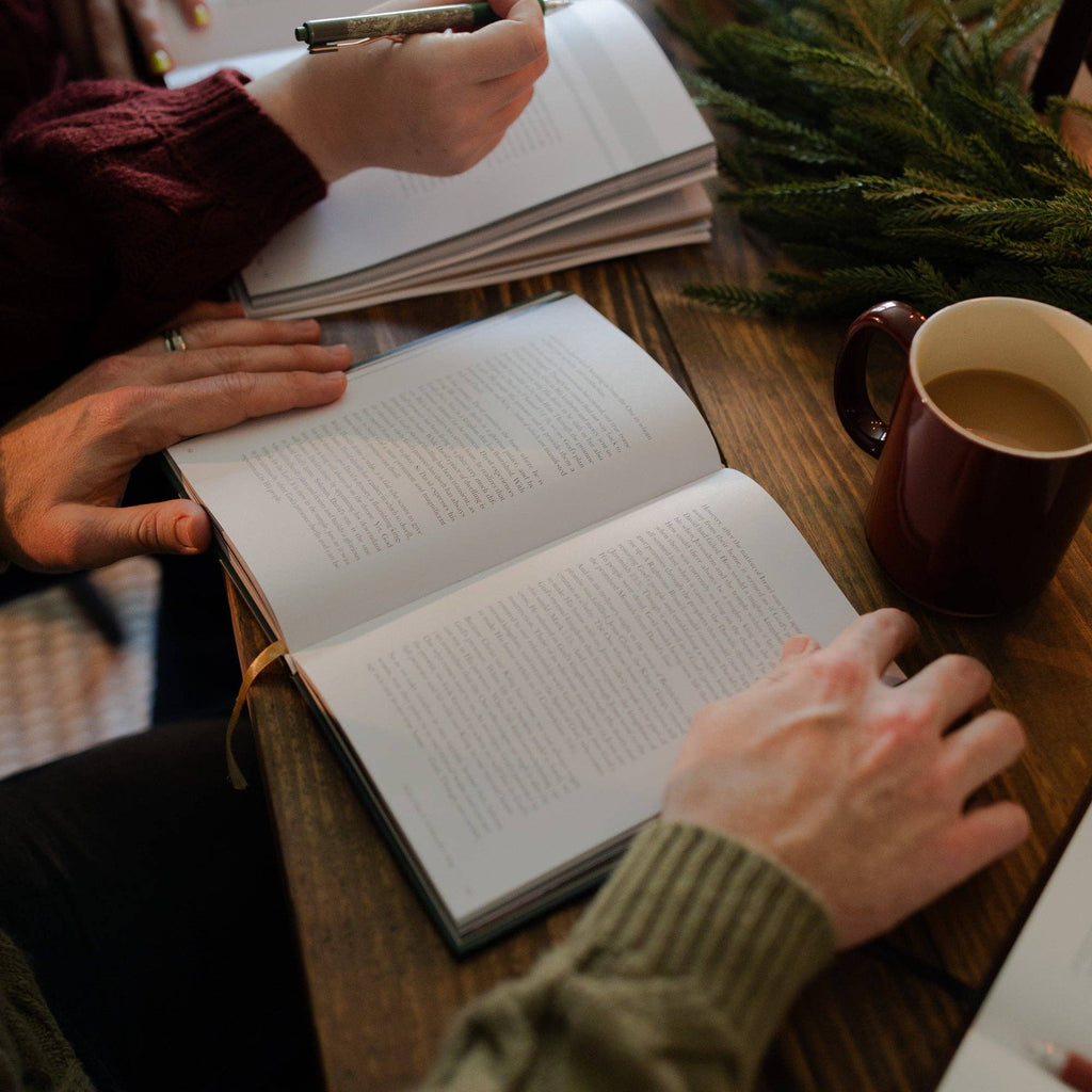 Awakening Wonder - Experiencing the Nearness of Jesus 2025 Daily Grace Advent Study - Men