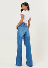 Load image into Gallery viewer, Euphoria Wide Jeans
