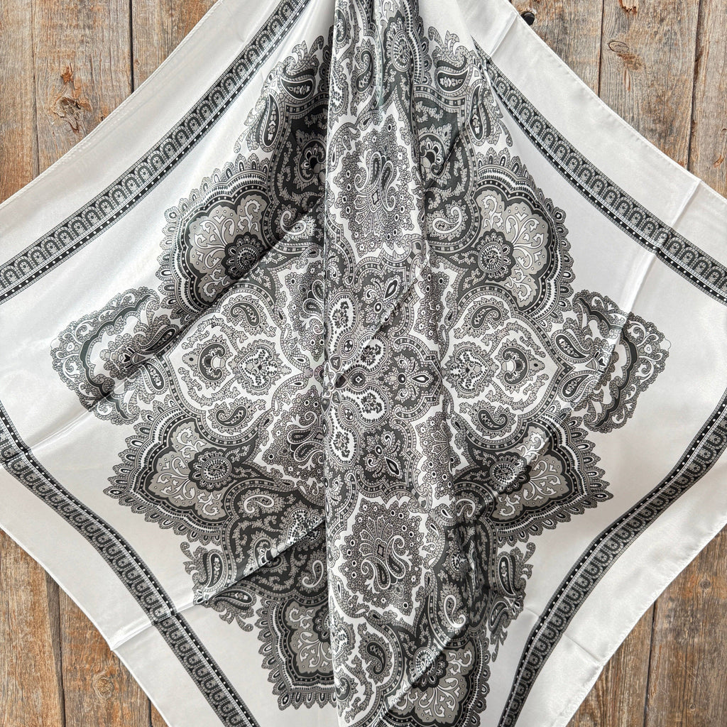 Black/White Polka Dot & Paisley Wild Rag / Scarf WR444X