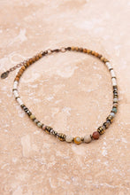 Load image into Gallery viewer, Hilary - Necklace

