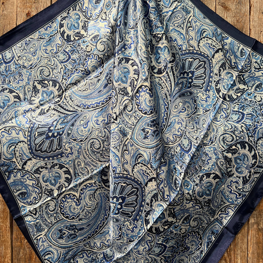 35X35"  Blue & White Paisley Wild Rag/Scarf WR3418