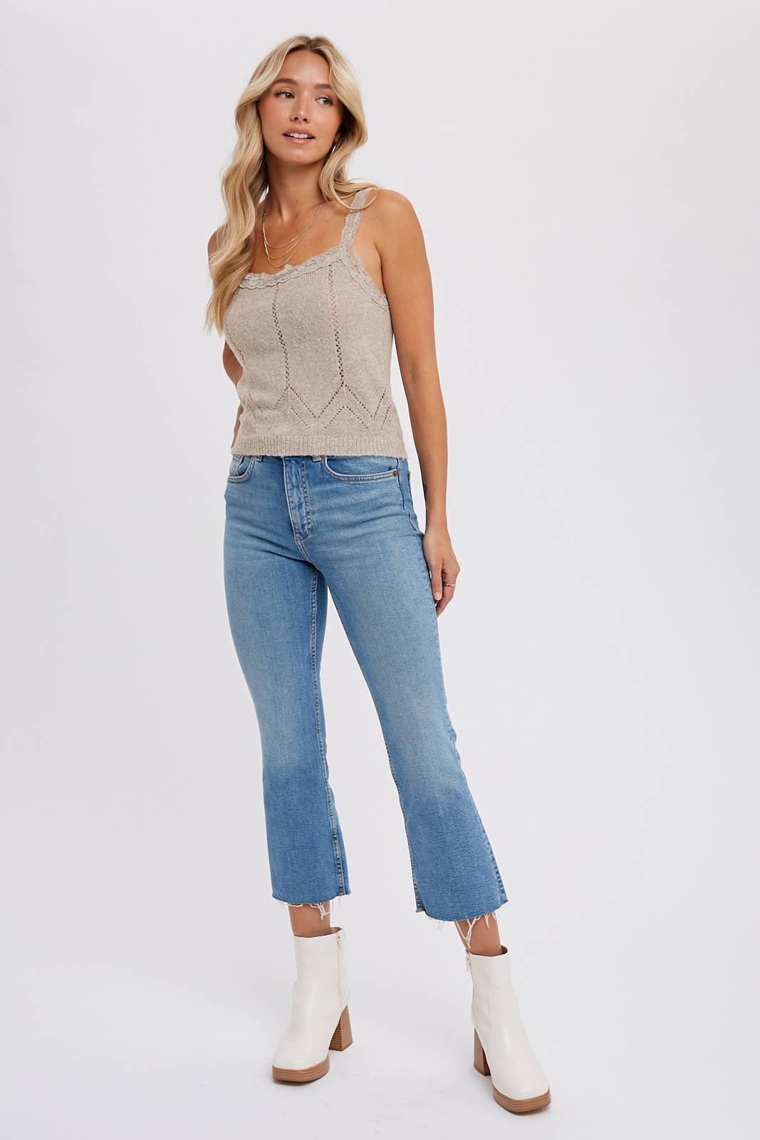 LACE TRIMMED KNIT CAMI