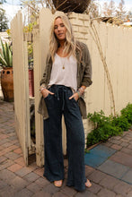 Load image into Gallery viewer, Relaxing Robin Wide Leg Pant - New Navy
