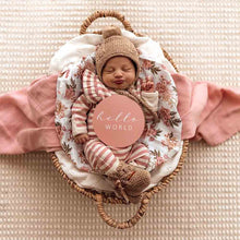 Load image into Gallery viewer, Fawn Merino Wool Bonnet &amp; Booties Set
