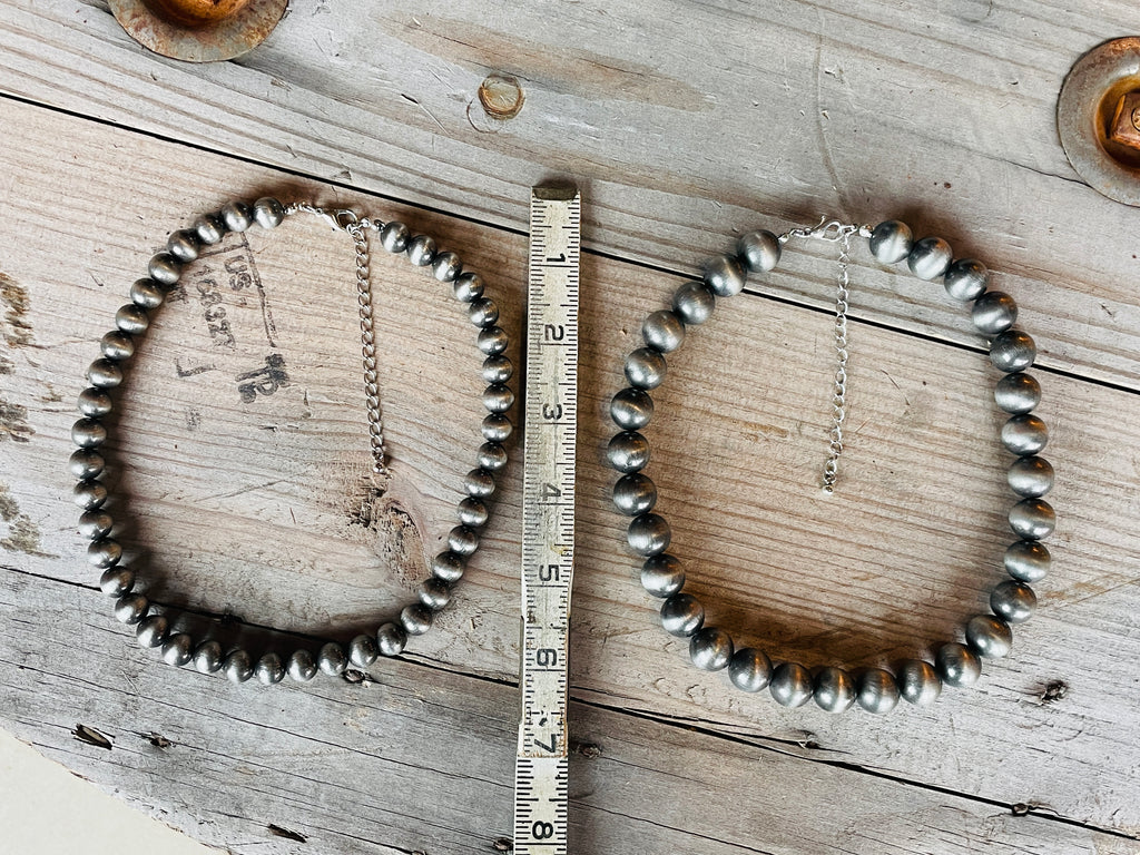 Lawless Collar Length Necklace