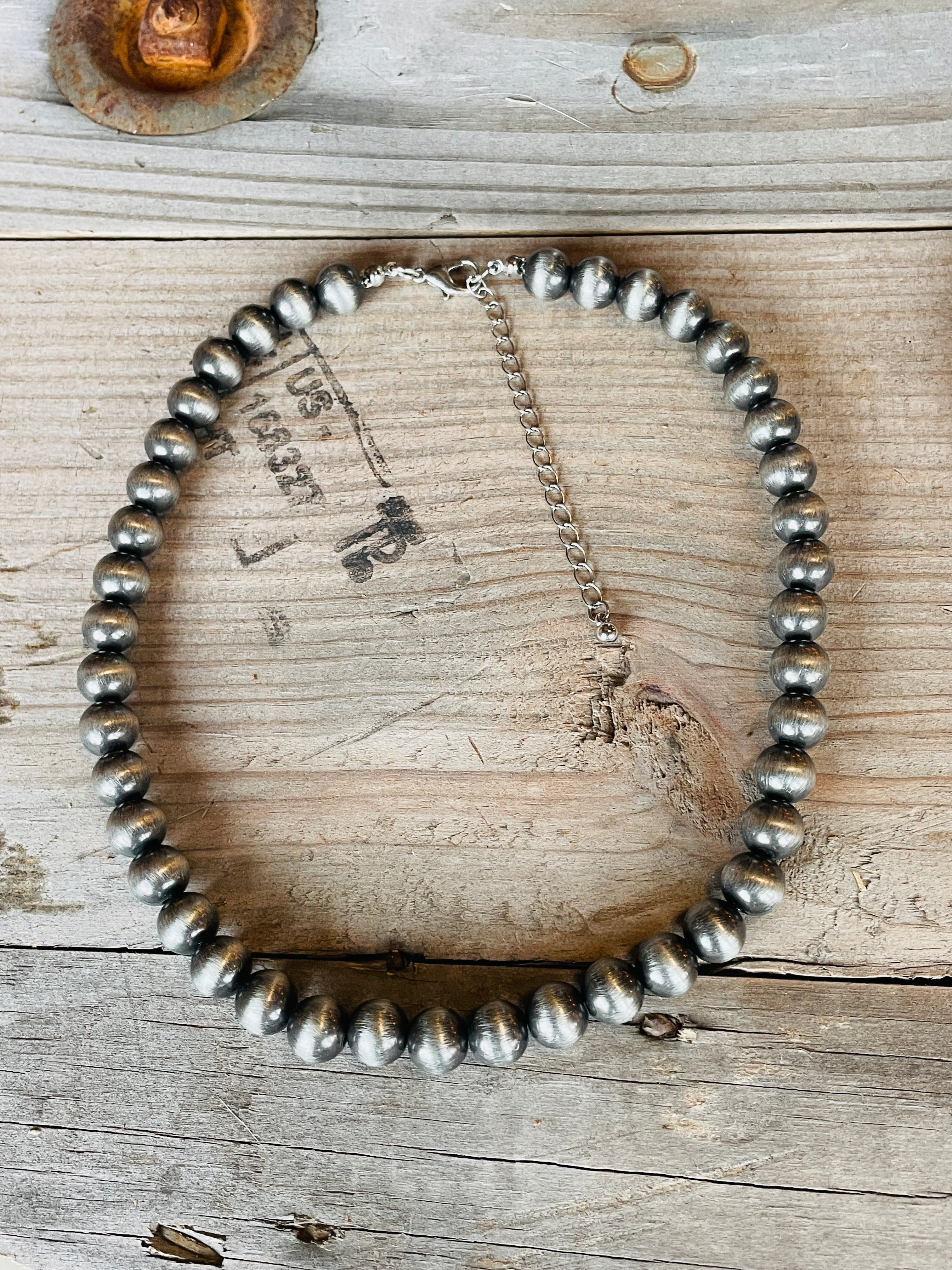 Lawless Collar Length Necklace