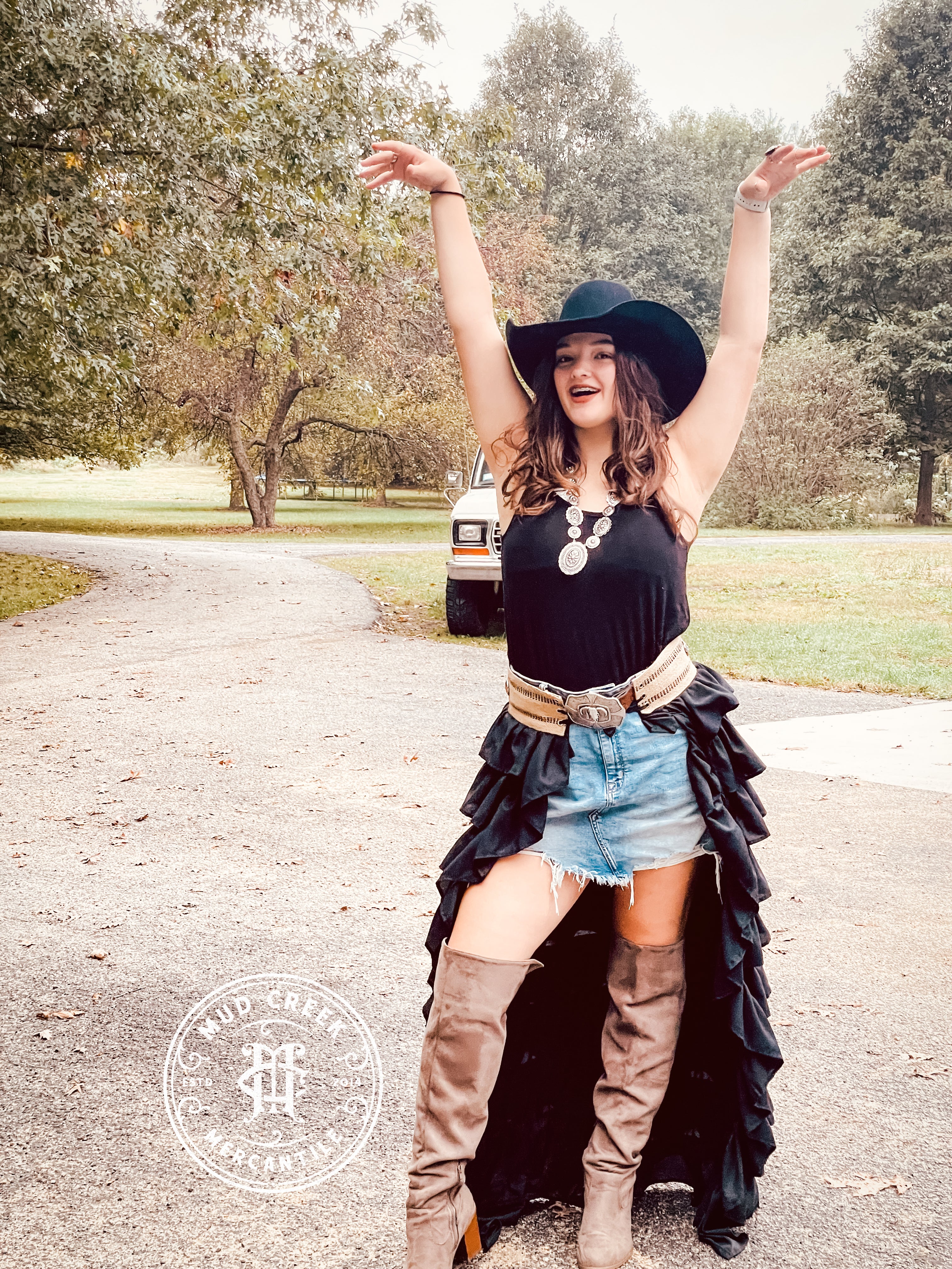 Gunpowder and Lace Bustle